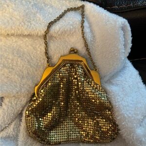 Vintage whiting & Davis gold mesh bag